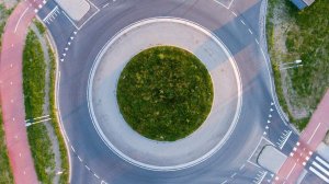 С какой полосы нужно съезжать на «кольце» чтобы не получить штраф: эксперт дал важный совет