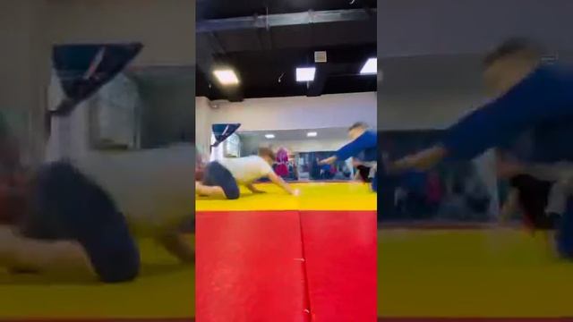 ТРАДИЦИОННЫЕ НОВОГОДНИЕ ЭСТАФЕТЫ « МАМА ПАПА Я » смотреть онлайн