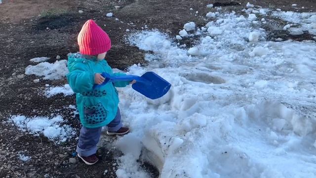 Уборка снега Апрель 2023 смотреть онлайн