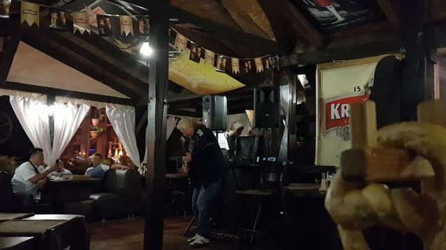 Анапа, ресторан "Прага",  "Smoke on the water"