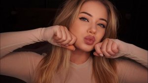 [4K] ASMR 💋 100 Поцелуев ( без разговоров + звуки дыхания)