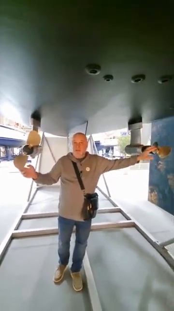 два электро винта - смешные лопухи⚓️ Бот Шоу Дюссельдорф 26/01/2023 ⛵️Boot Show Dusseldorf