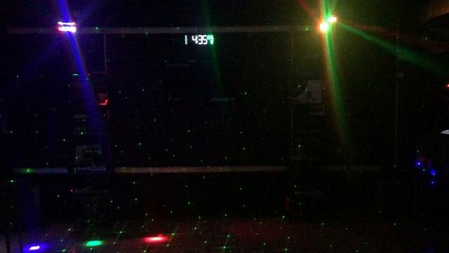 проверка оборудования под музыку : Cell-"Drawing Out" смотреть онлайн