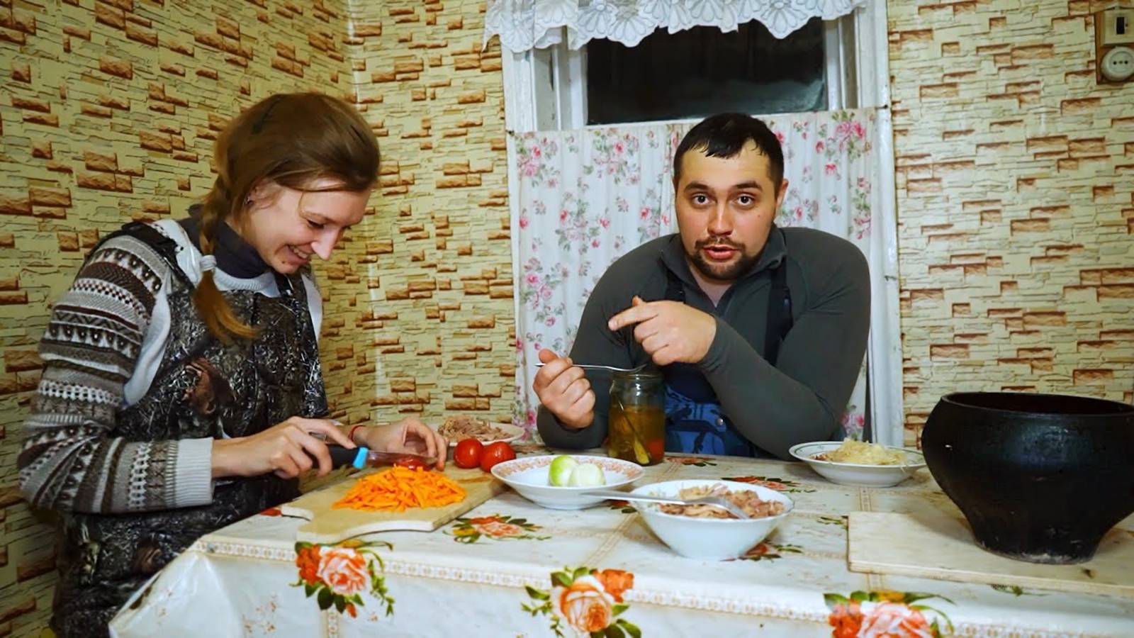 КУПИЛ 2 ДОМА В ДЕРЕВНЕ ｜ ОТВЕТЫ НА ВОПРОСЫ ЗРИТЕЛЕЙ ｜ РАССКАЗ О СЕБЕ ｜ ЩИ В РУССКОЙ ПЕЧИ