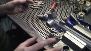 Nissan X Trail - рулевая рейка, втулка вторичного вала