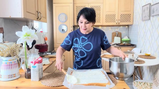 ДОМАШНИЙ ВЛОГ/ЕДУТ ДЕТИ/ ЧТО ГОТОВЛЮ/БОЛЬШОЙ БИСКВИТНЫЙ РУЛЕТ/ смотреть онлайн