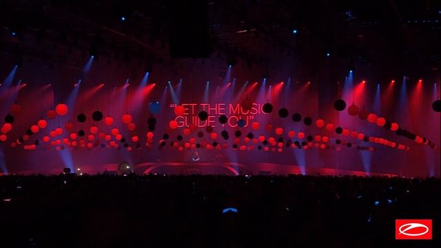 Romina & Franck Dona - No Education (Jerome Isma-Ae Remix) [Armin van Buuren live at ASOT950] смотреть онлайн