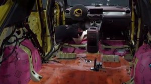 Geely Coolray получил свой пакет шумоизоляции по максимальному варианту.