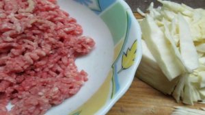 Тушенная капуста с фаршем и специями