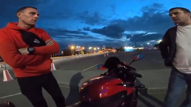 МОТОЦИКЛ для новичка Honda CBR600RR|Бомж хочет купить спортбайк смотреть онлайн