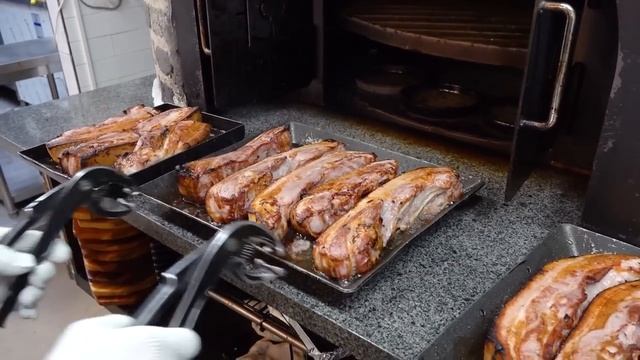 Распродано каждый день! Потрясающая рыба на гриле, запеченная в духовке 500°C - Корейская еда - Kore