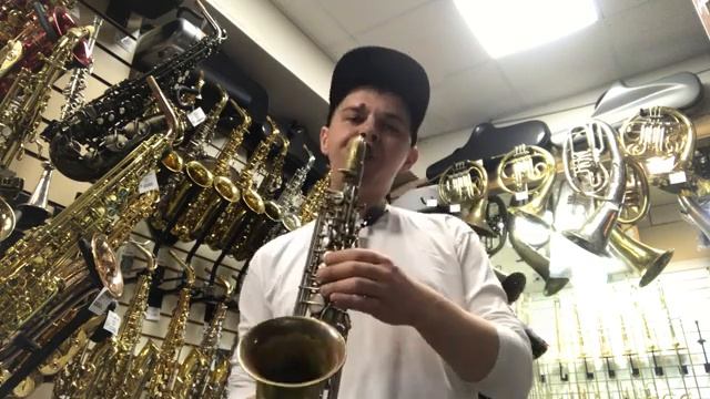 Conn 6M Niked Lade Alt1951 смотреть онлайн