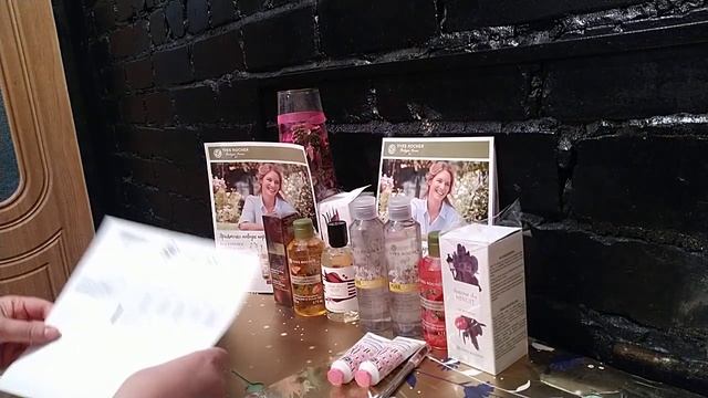 Ив Роше ,2 посылки ,обзор нового каталога .Цены ,увы ,не радуют((( смотреть онлайн