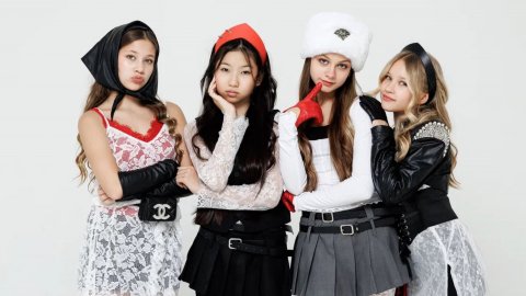 Хит! Русская девчонка премьера💥
#россия #песни #музыка #подростки #поп #популярное #блог