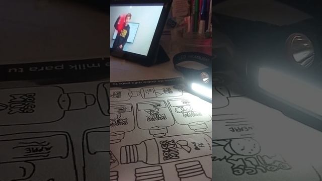 красим бумажную косметику(сенодня видео не будет но возможна трансыляция смотреть онлайн