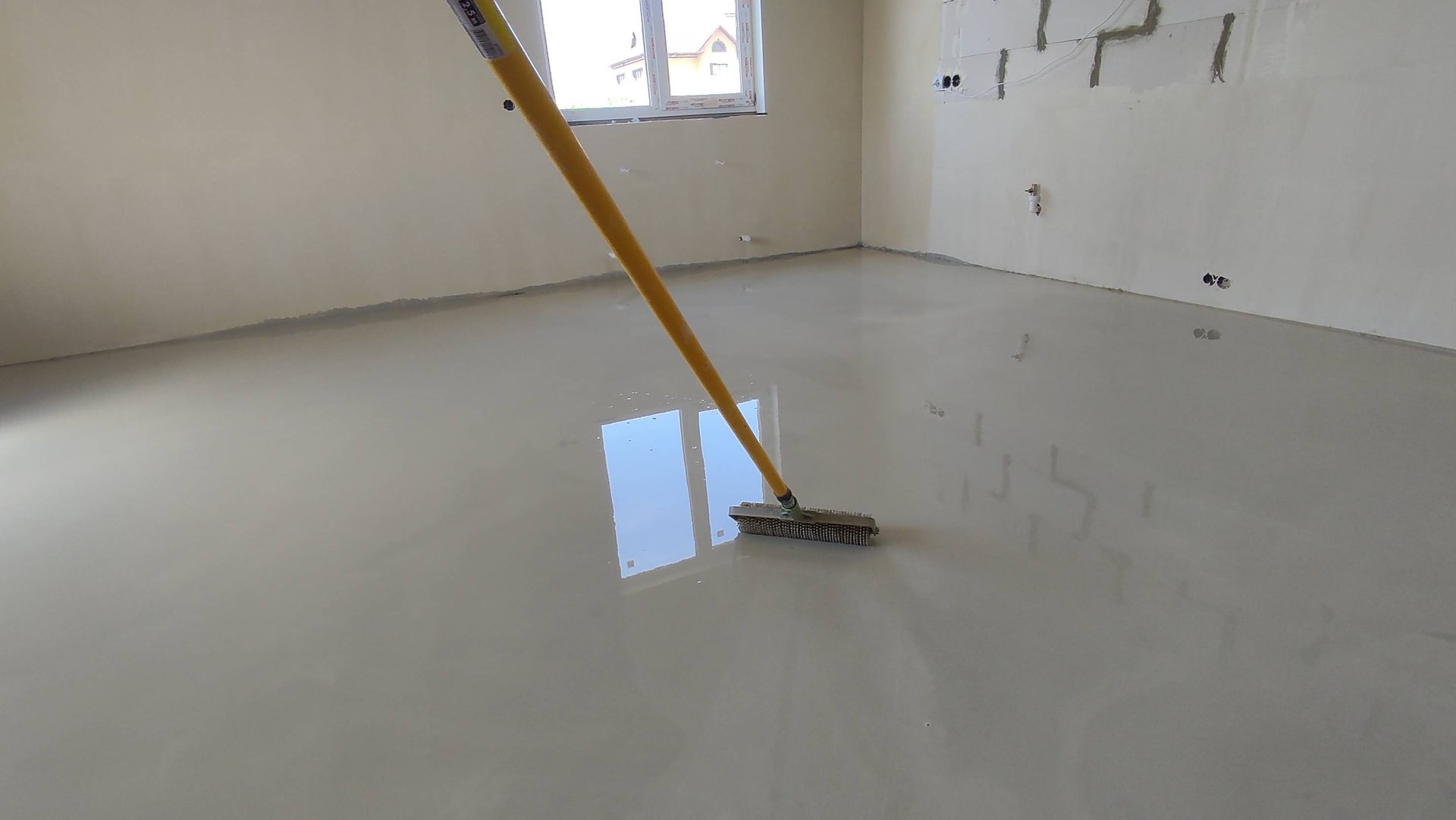 КАК ЗАЛИВАТЬ НАЛИВНОЙ ПОЛ ЛИТОКС КОМПОЗИТ 30 кг своими руками на 50 м квадратных ушло 30 мешков смотреть онлайн