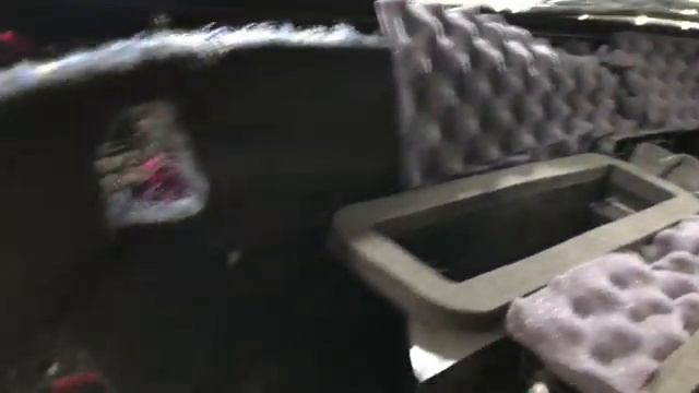 УАЗ Patriot шумоизоляция торпедо. Виброизоляция, шумка и антискрип пластика, борьба со "сверчками".