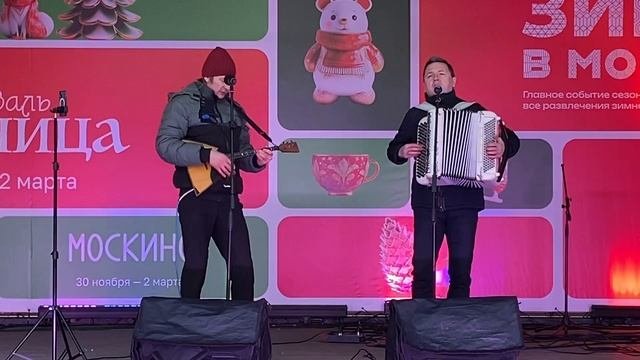 Отчего так в России березы шумят?