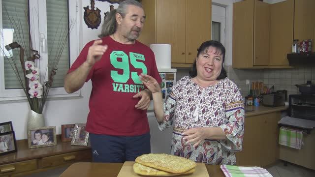 Греческая кухня / Постный хлеб Лагана / Подробный рецепт