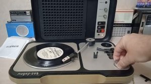 Купил 4 звукоснимателя советских времен. Проверяем в работе