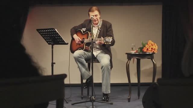 Поёт зима, аукает. Новая песня Игоря Карташёва на стихи Сергея Есенина.(21.06.2024г.). смотреть онлайн