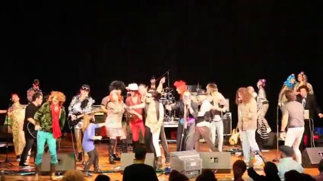 Ballroom Blitz Candy Volcano смотреть онлайн