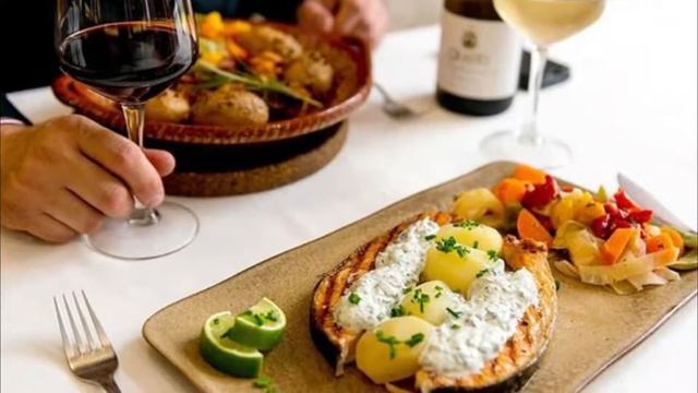 Top 10 Best Restaurants to Visit in Porto | Portugal - English смотреть онлайн
