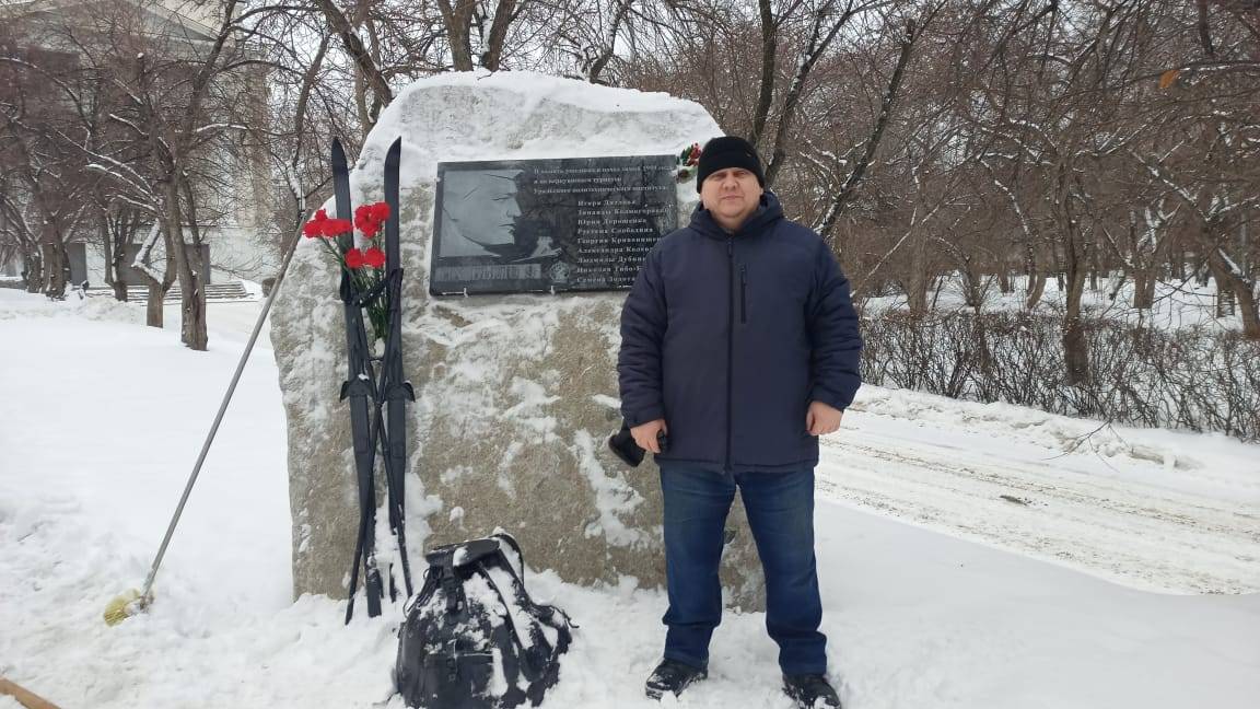 🔴Перевал Дятлова. Я на встрече у памятника. Первый фильм. Екатеринбург  01.02.2025г. 🔴 смотреть онлайн