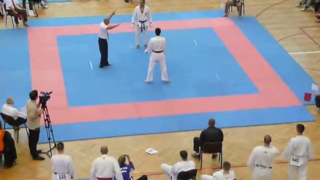 Mens Team Kumite Final GBR - David Bruschi (SHIRO) v Serbia (AKA) PT 2 смотреть онлайн