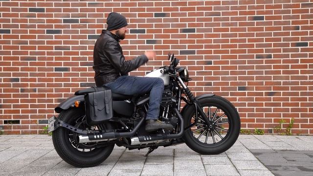 Harley-Davidson Sportster 883 Iron - Последний настоящий Спортстер и лучший Харлей для новичков смотреть онлайн