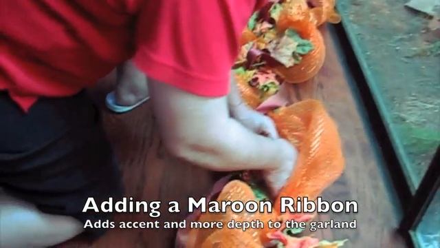 Festive Fall Garland - A Beautifully Simple DIY from America's MoneySmart Family смотреть онлайн