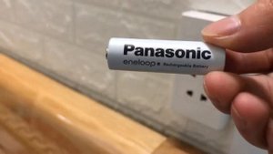 Reveiw Panasonic BQ-CC55 & Pin Eneloop BK-3MCC