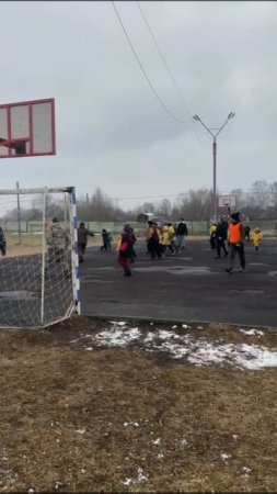 Семейный футбол. приуроченный празднованию Масленицы