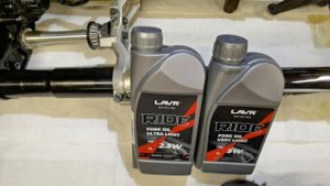 Какое масло заливать в вилку Yamaha R1 2002