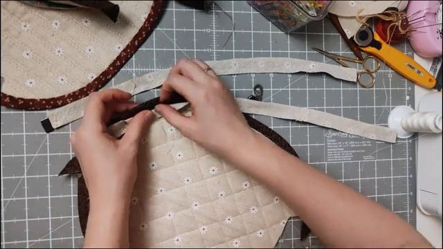 ЛОСКУТНАЯ КОСМЕТИЧКА | ПОДРОБНЫЙ МК смотреть онлайн