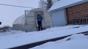 ВЫХОДНЫЕ В ДЕРЕВНЕ/15-16 ФЕВРАЛЯ 2025г./ РАЗОБРАЛИ СТАРЫЙ САРАЙ/