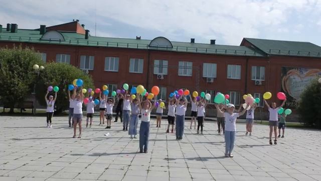 Флешмоб Детство - это я и ты!!!
