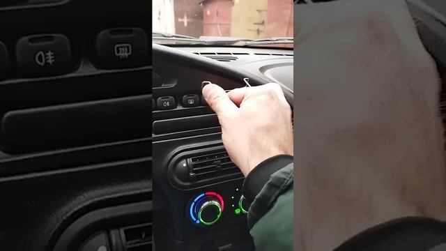 Держатель телефона на скорую руку)... смотреть онлайн