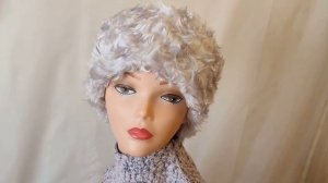 Кубанка стилизованная на флисовом подкладе. Искусственный волнистый мех