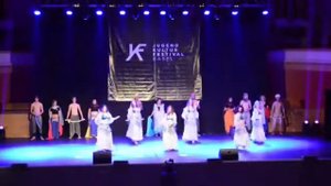 Shakinah’s belly dancer - Tarkan Kiss Kiss