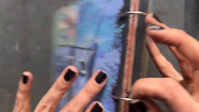 Sketchbook tour Как заполнить скетчбук за Четыре года и нарисовать 82 рисунка масляной пастелью смотреть онлайн