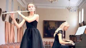 Шалаева Алина 15 лет г. Воронеж. Ш.М. Видор. Сюита для флейты и фортепиано 3 и 4 части.