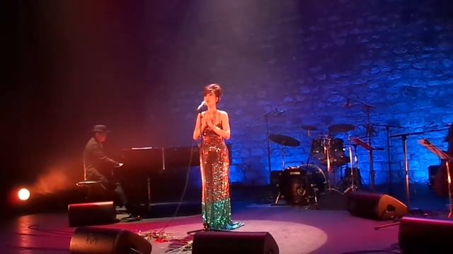 Lily Ley Les croix смотреть онлайн