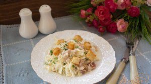 Легкий салатик с копченой курицей