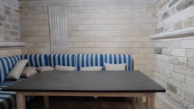 Внутренняя отделка стен плиткой из природного камня - дизайн интерьера смотреть онлайн