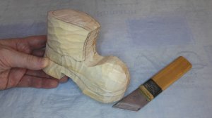 Зачем нужен ДЕРЕВЯННЫЙ БОТИНОК / Carved Wooden Boots