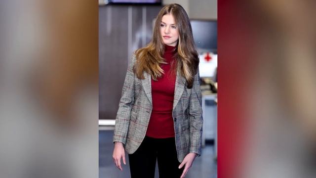 The REAL REASON WHY Prince Hashem went to Spain with his Father King Abdullah and Queen Rania смотреть онлайн