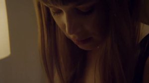 Раздень меня / Undress Me (2017, Канада, ужасы, короткий метр)