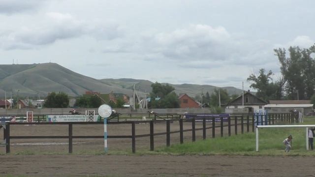 скачка для лошадей верховых пород 3-х лет и старше 1600 м С/Х 2019 смотреть онлайн