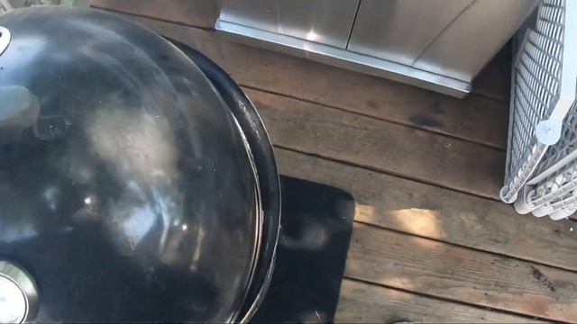 Barbecue Ribs on the Weber Smokey Mountain смотреть онлайн